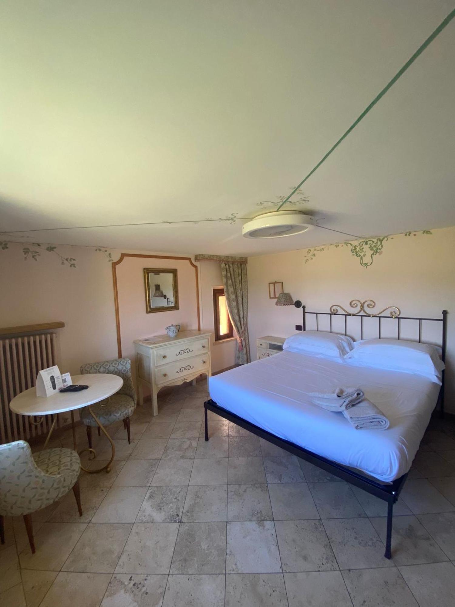 Unica Assisi Agri-Charming House住宿加早餐旅馆 外观 照片
